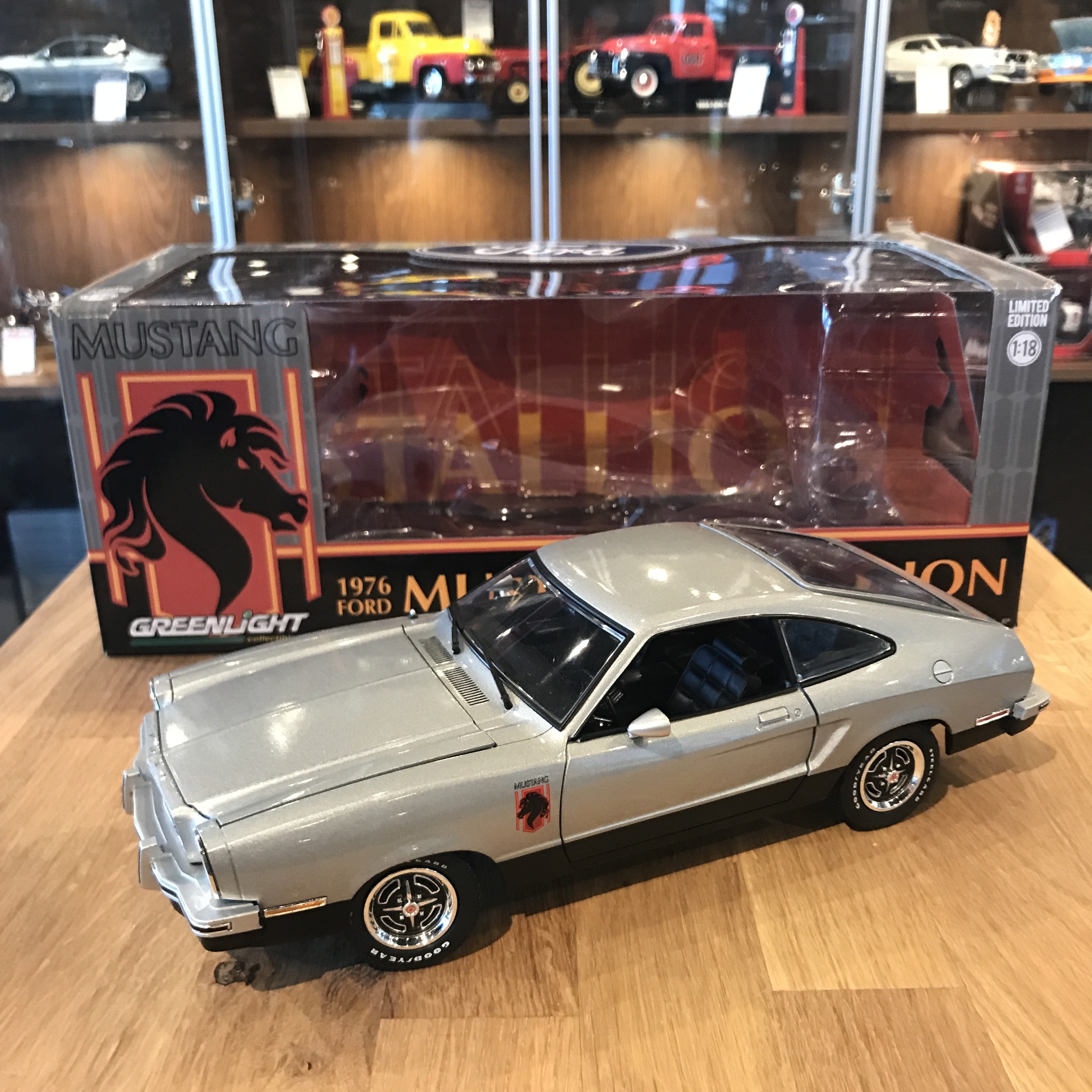 GreenLight 1:18 1976 Ford Mustang II Stallion Silver 12890