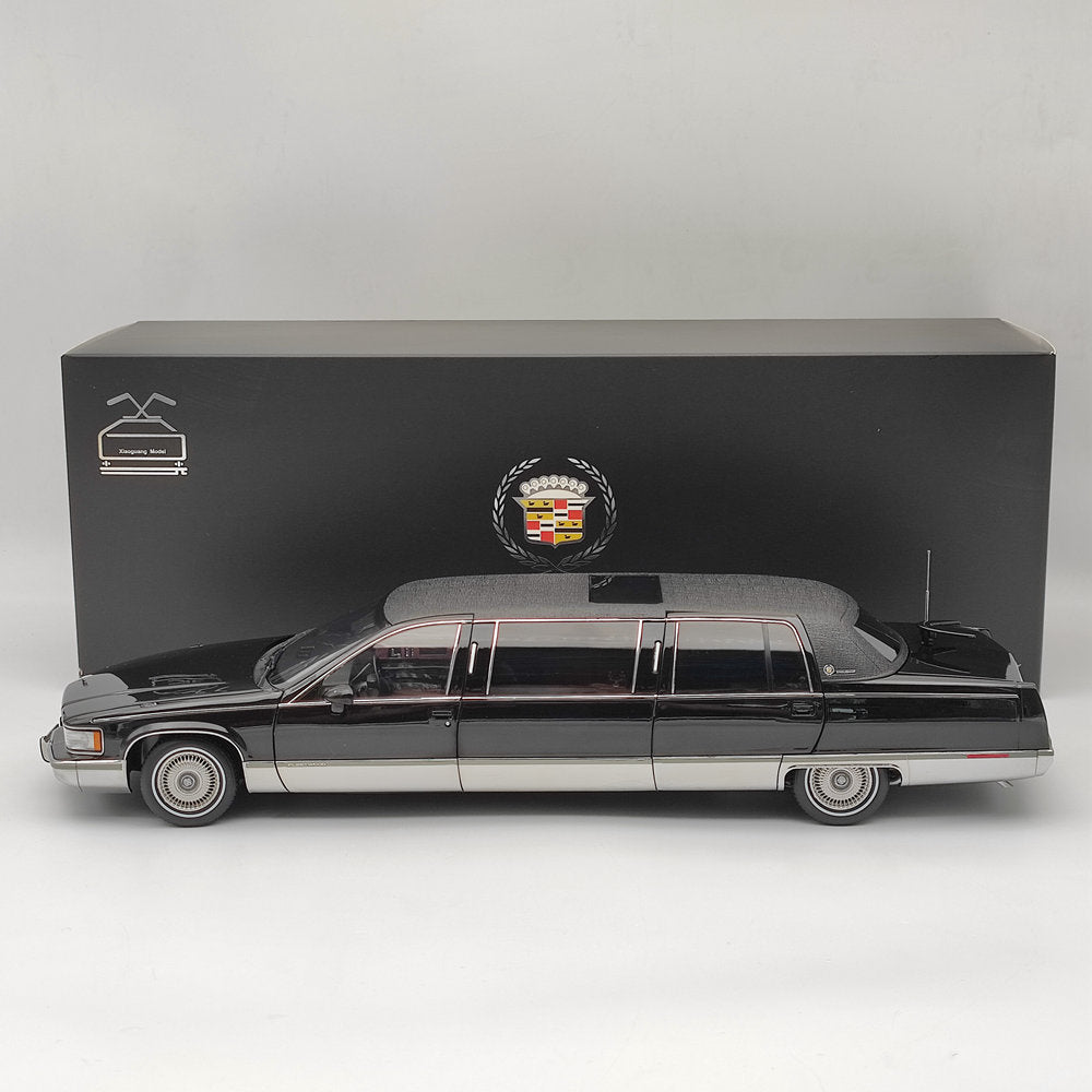 GM 1:18 Cadillac Fleetwood Long Wheelbase Diecast Model Car Collection Toys Gift