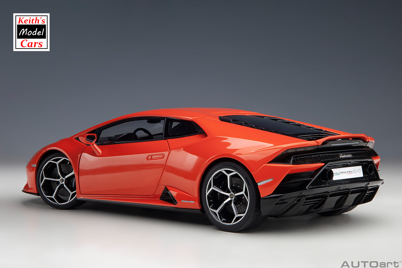 [1/18 Scale] Lamborghini Huracán Evo in Arancio Xanto by AUTOart Models