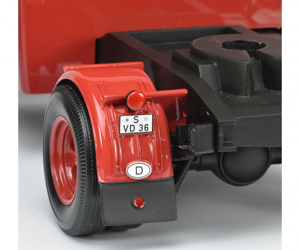 Schuco 1/18 Opel Blitz racing transporter Porsche 450008400