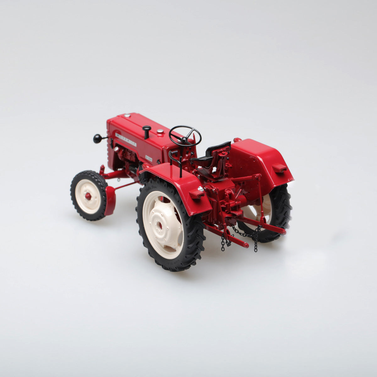 Schuco 1:18 Mc Cormick D-326 Tractor 450016600