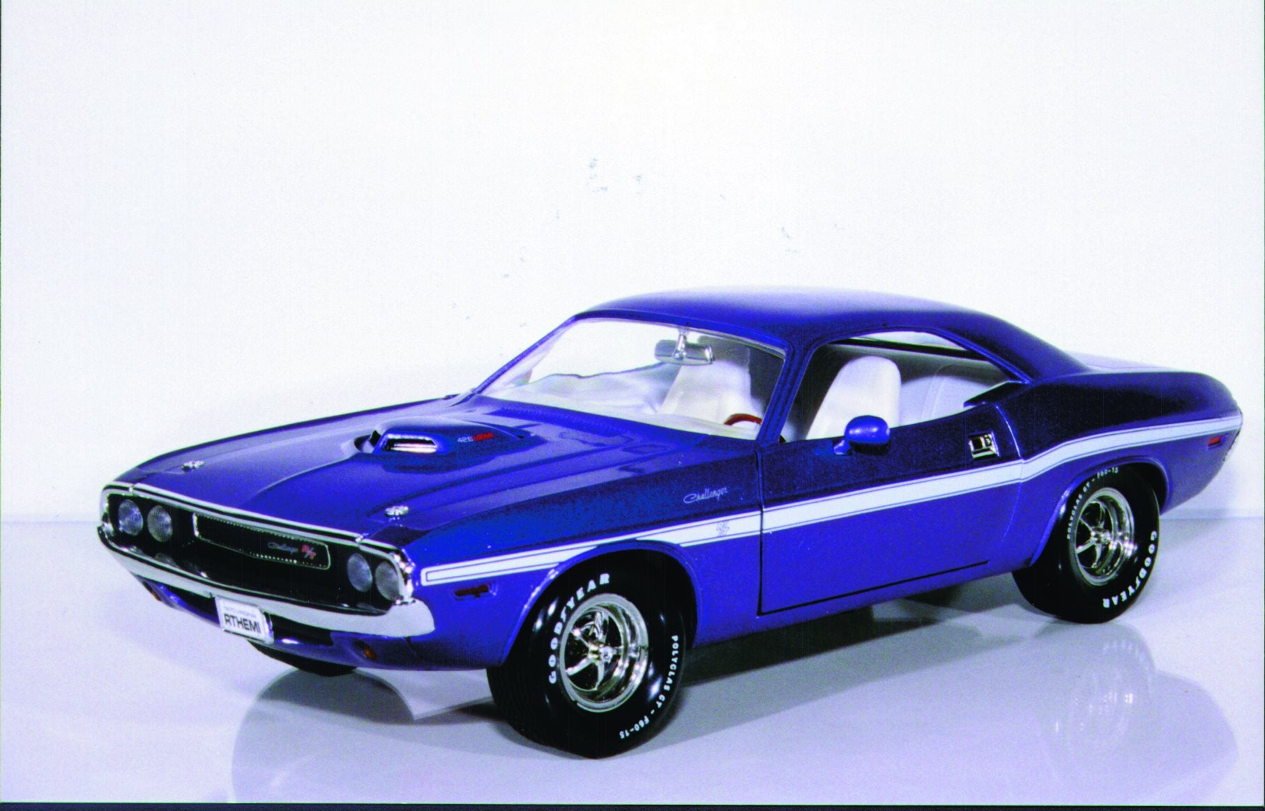 1:18 Ertl Dodge Challenger '70 R/T Hemi