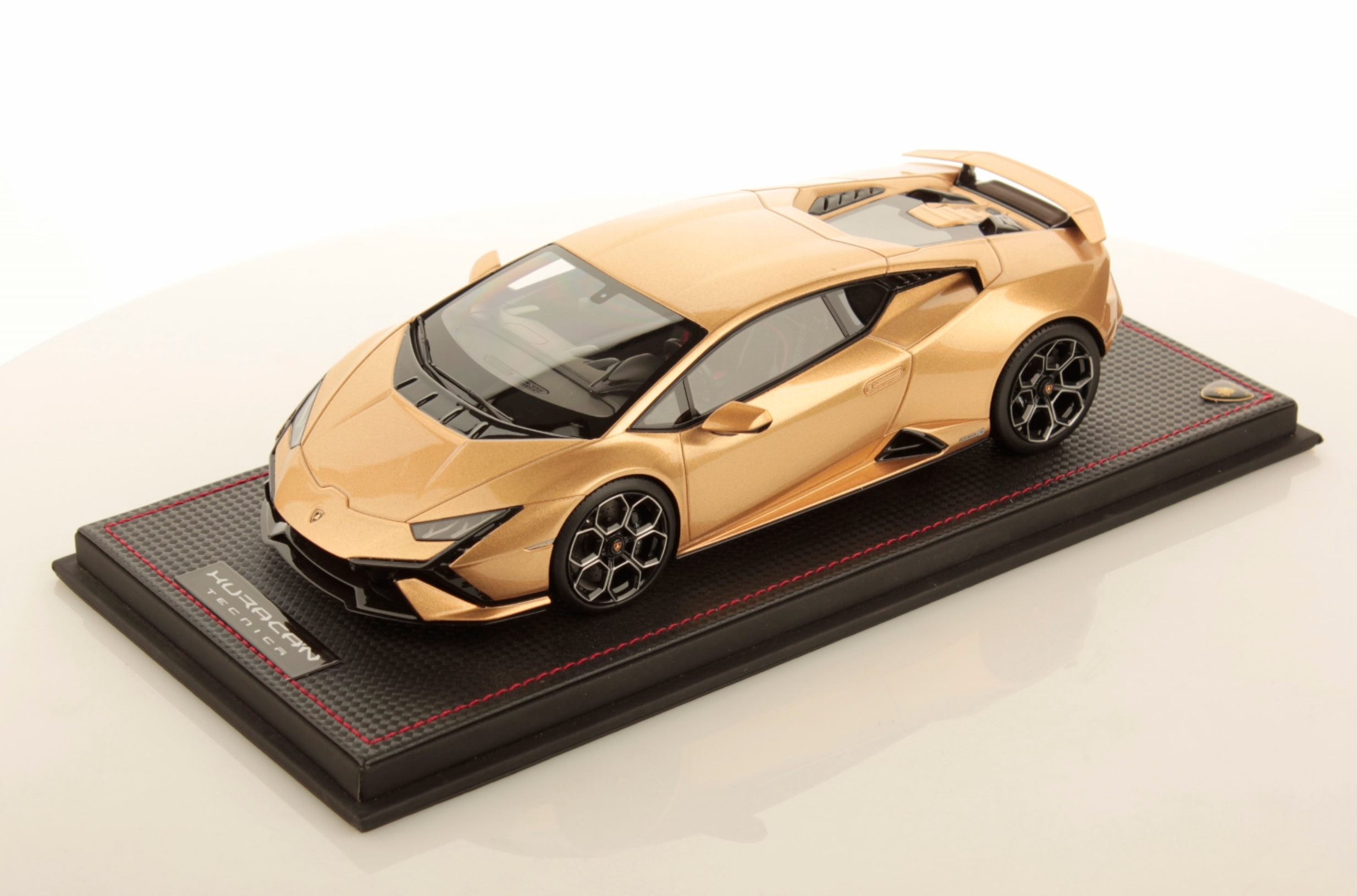 Lamborghini Huracan Tecnica - Oro Elios - 1:18