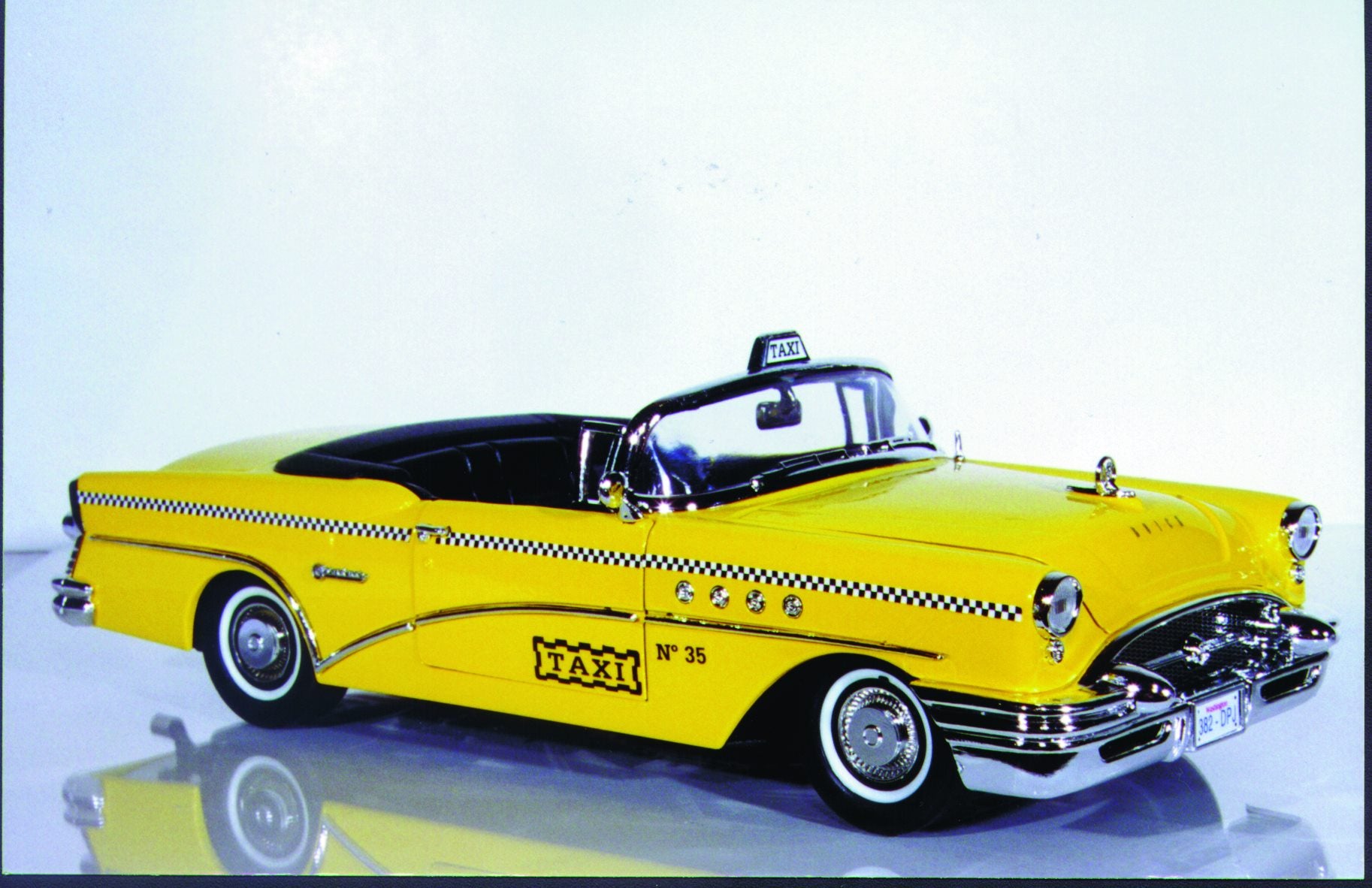 1:18 Mira Buick Century '55 Taxi Convertible