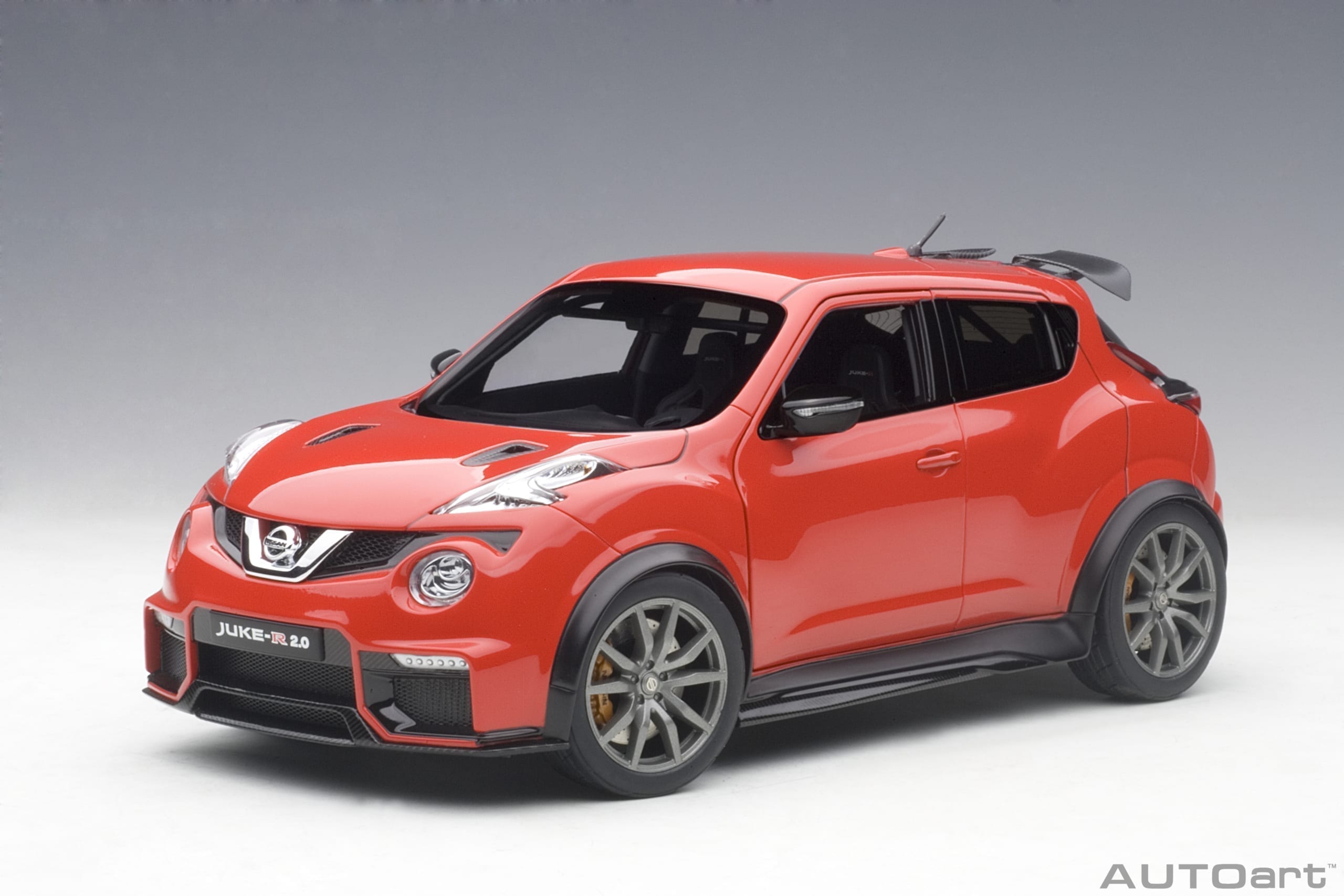 AUTOart 1:18 Nissan Juke-R 2.0 (Red) 77457