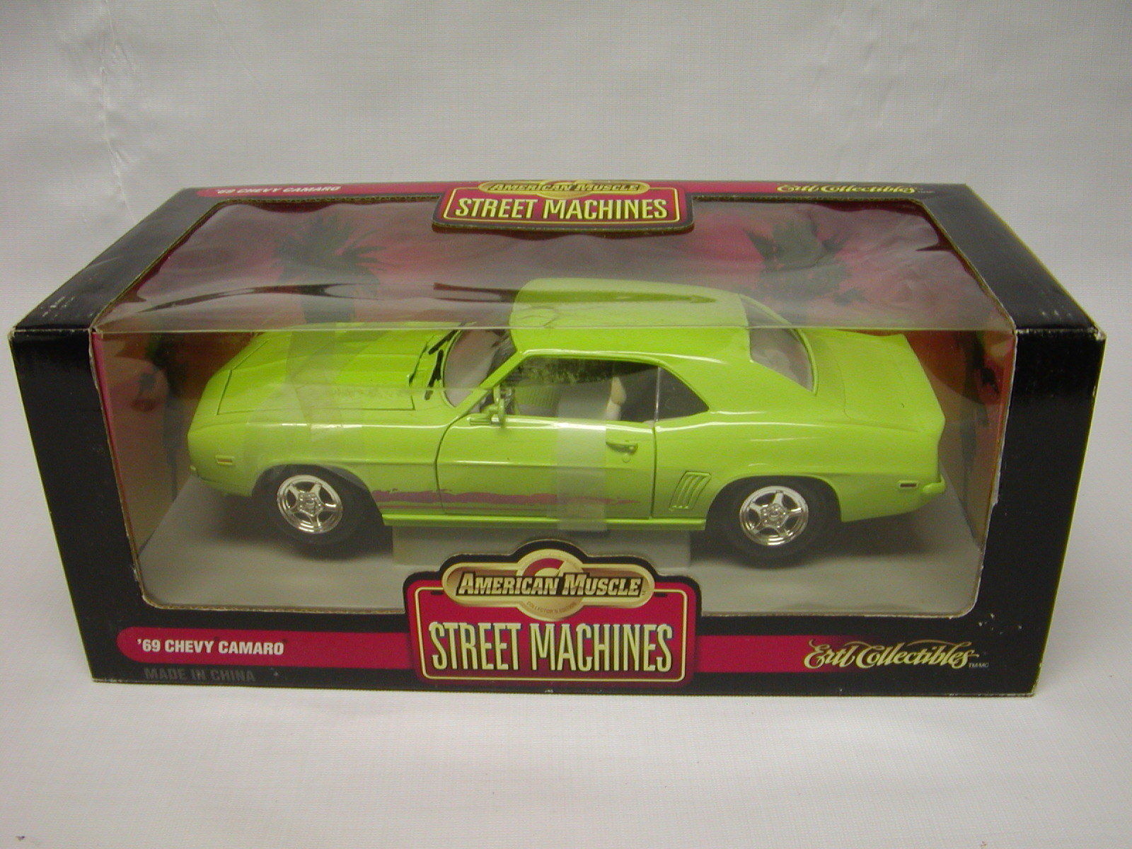 1:18 Ertl Chevy Camaro '69 Street Machine