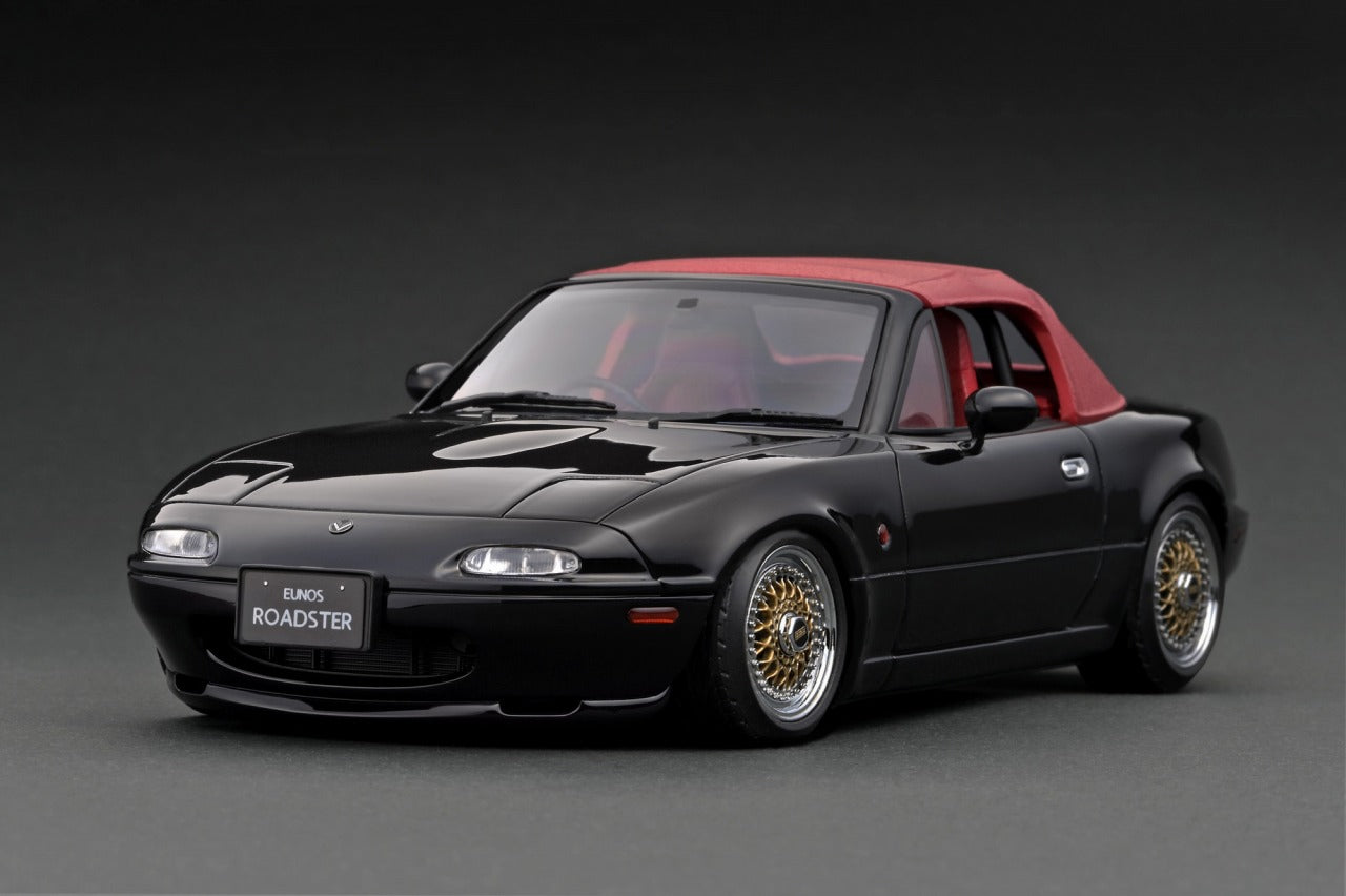 *PREORDER* Ignition Model 1:18 Mazda EUNOS Roadster (NA) in Black