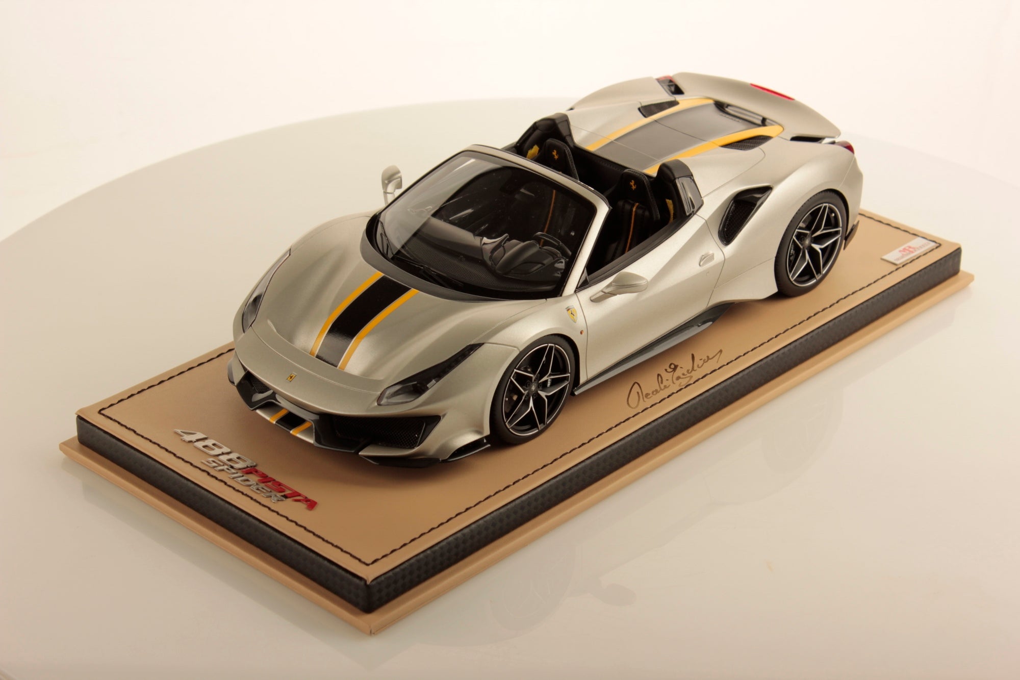 Ferrari 488 Pista Spider - Special Project 4 - 1:18
