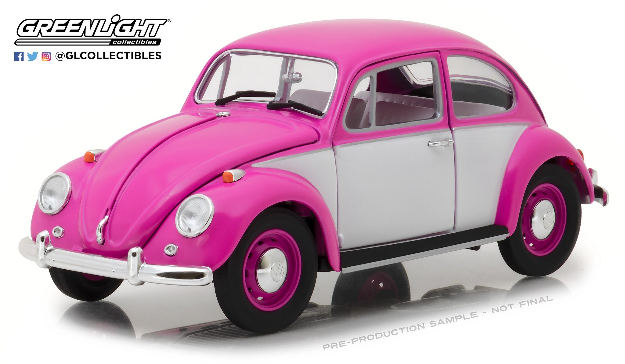 GreenLight 1/18 Volkswagen Beetle Right-Hand Drive Pink 13512