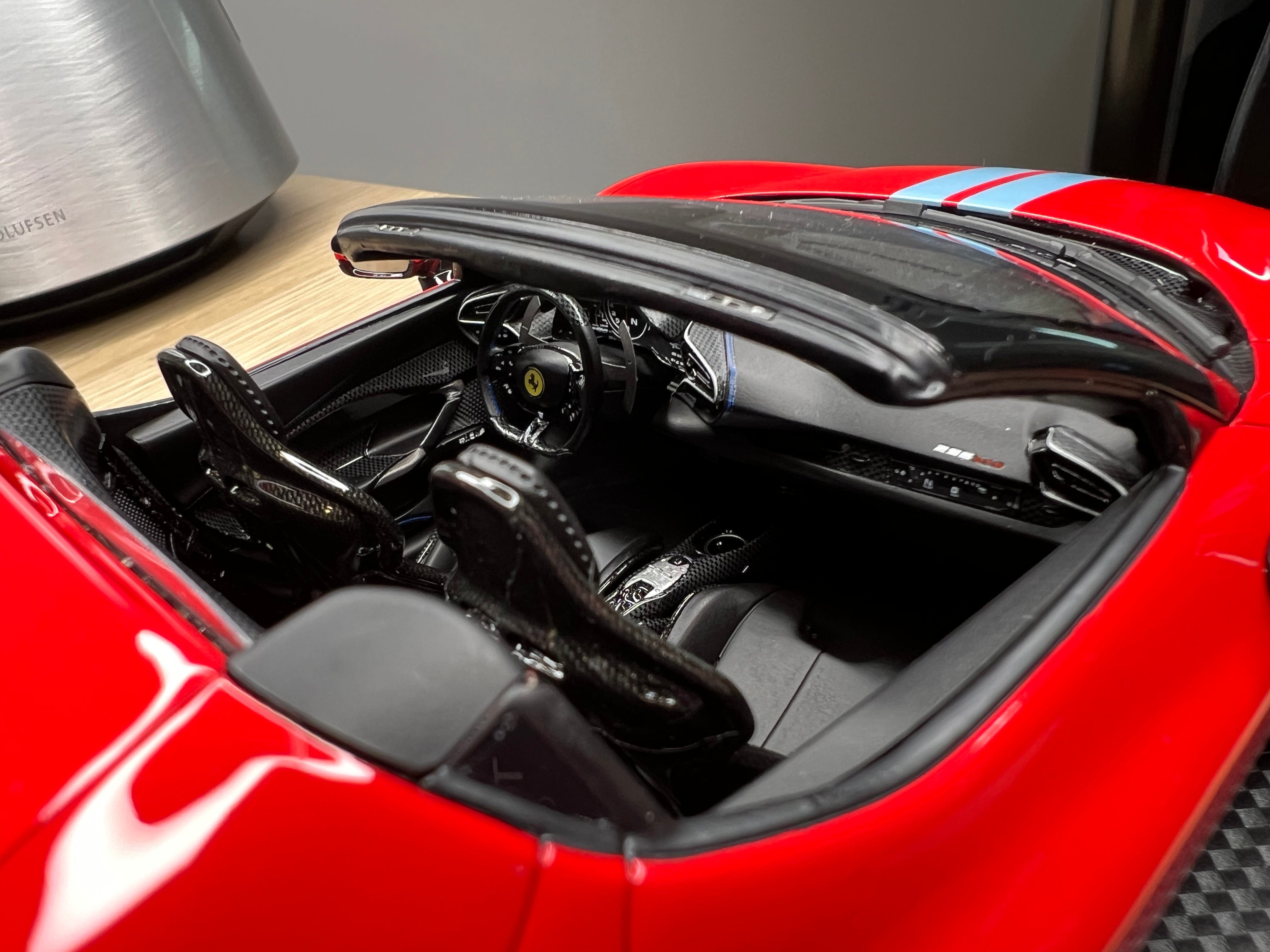 Ferrari 296 GTS - Rosso Scuderia/Azzurro La Plata Livery with Assetto Fiorano - 1:18