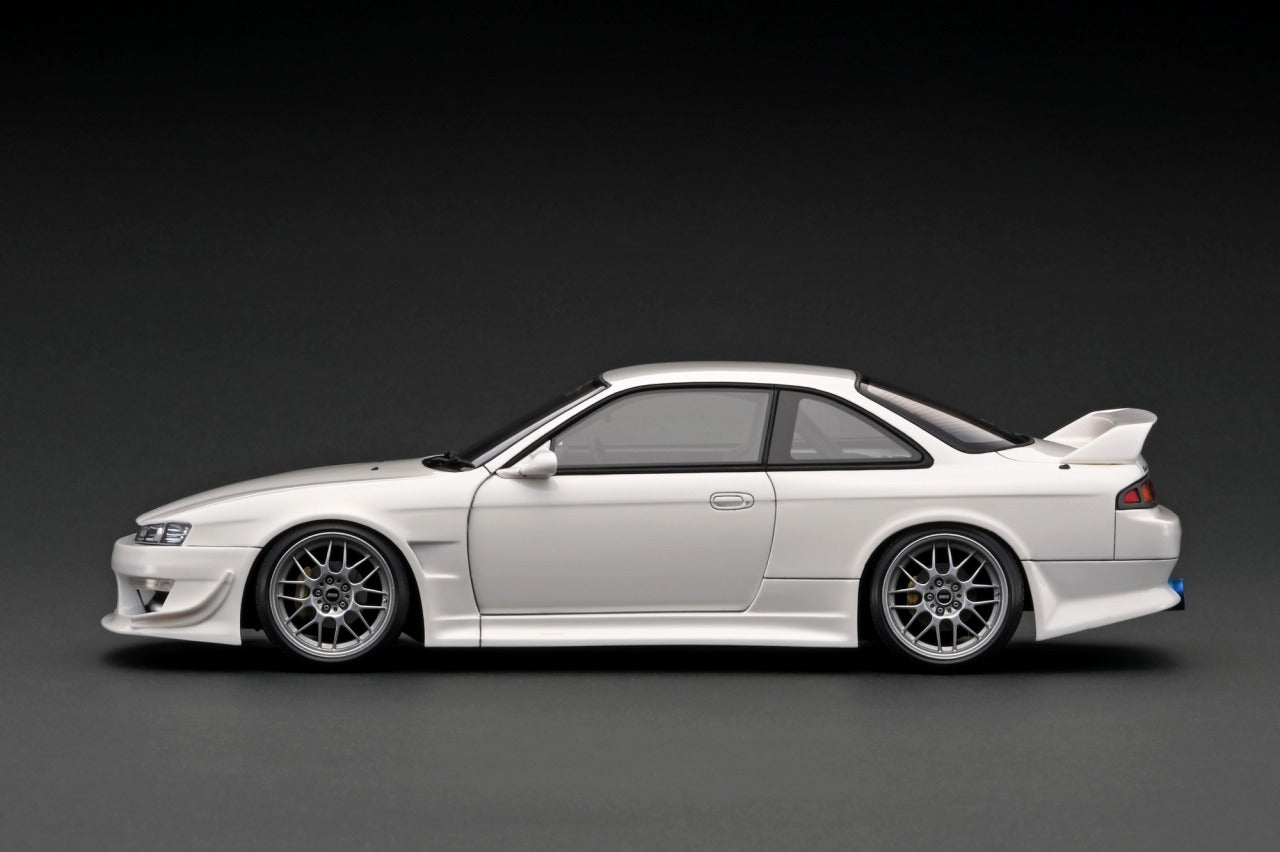 *PREORDER* Ignition Model 1:18 Nissan Silvia (S14) VERTEX in White