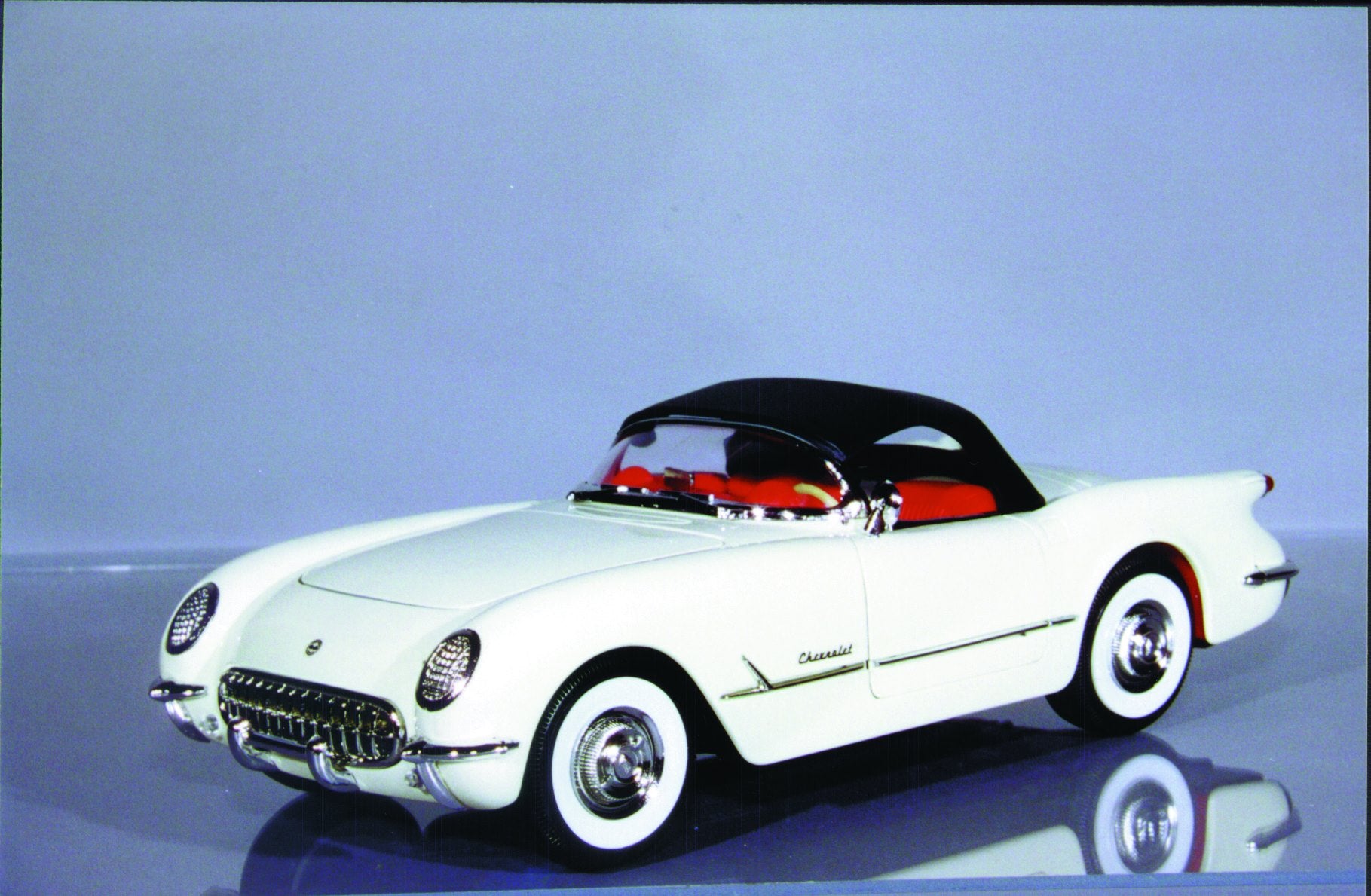 1:18 Mira Chevy Corvette '53 Convertible