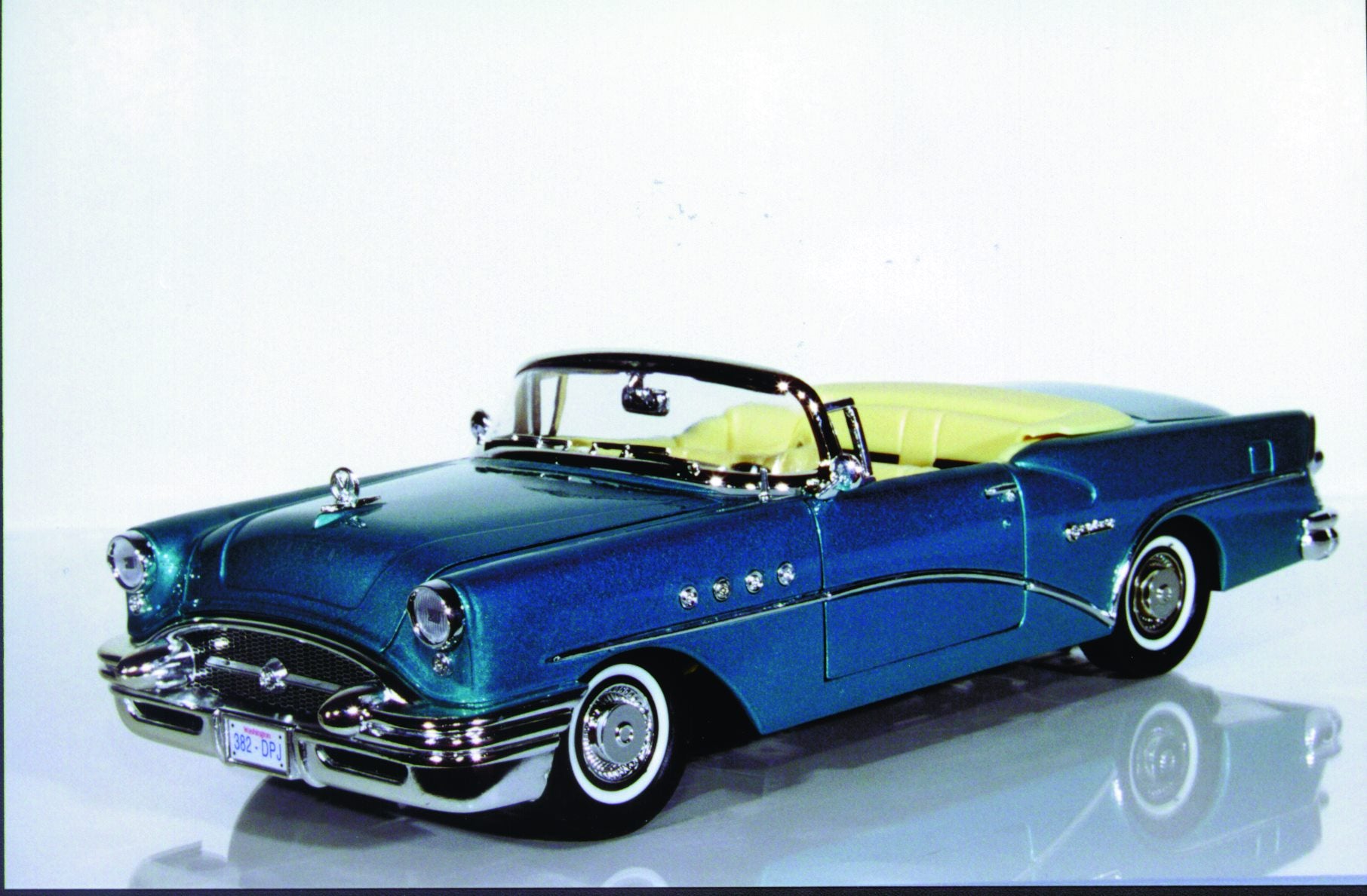 1:18 Mira Buick Century '55 Convertible