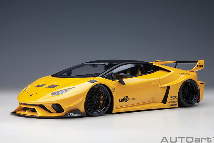 LIBERTY WALK LB SILHOUETTE WORKS HURACAN GT (METALLIC YELLOW)