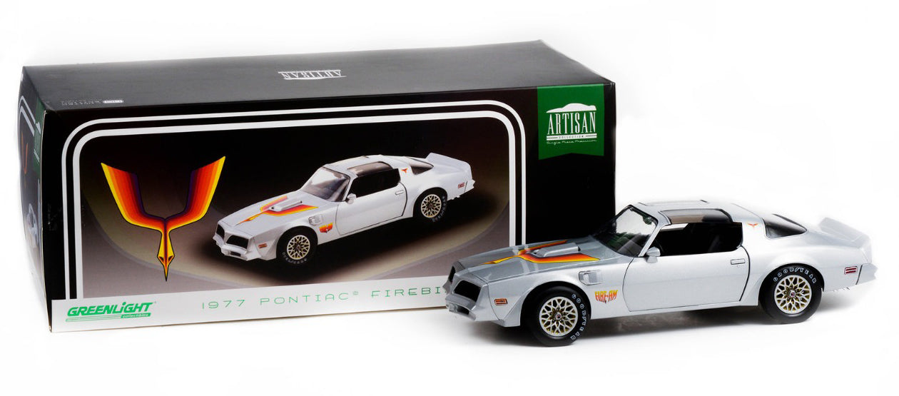 GreenLight 1:18 Artisan Collection - 1977 Pontiac Firebird Fire Am by Very Special Equipment (VSE) - Silver with Hood Bird 19101