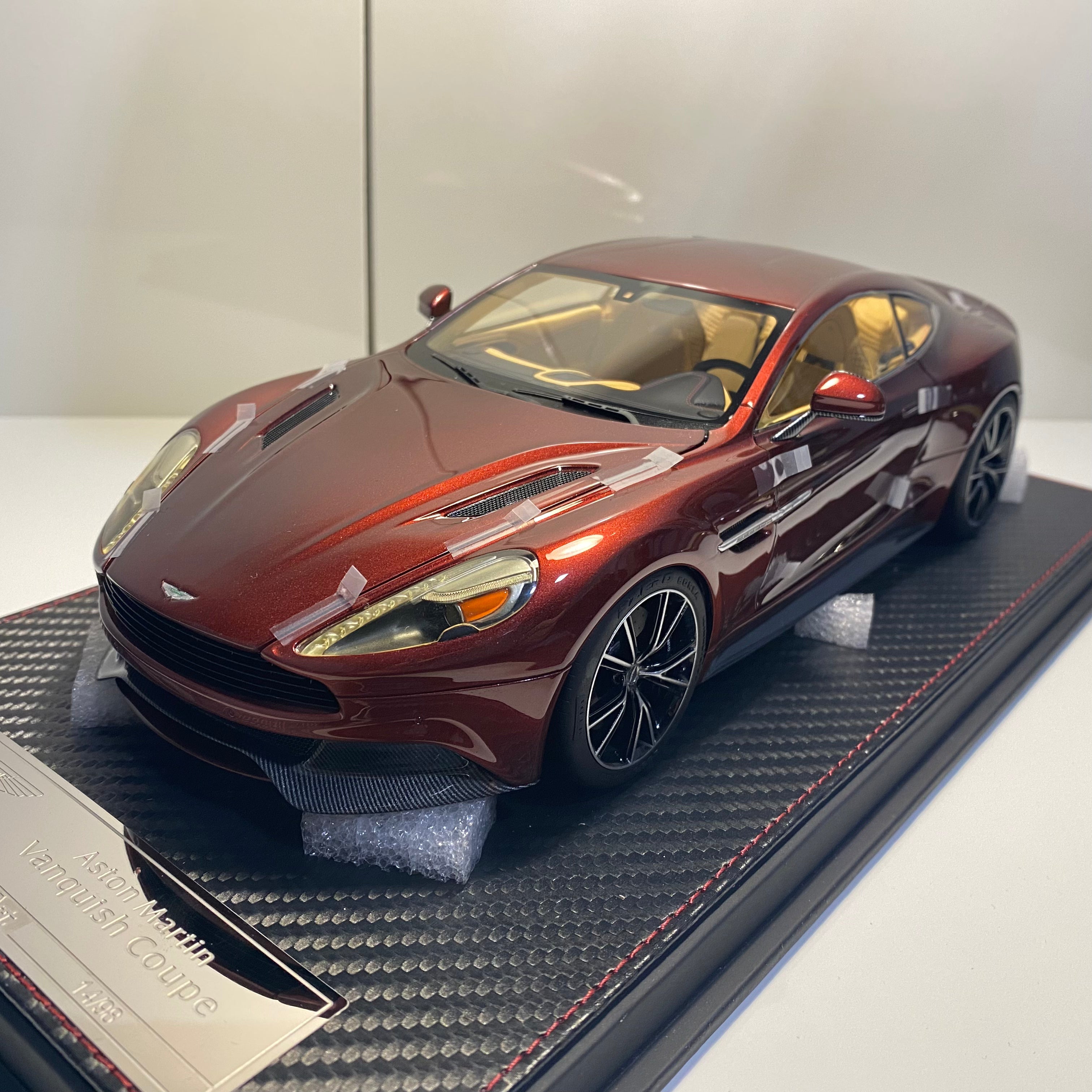 Frontiart 1:18 Aston Martin Vanquish coupe Open Bronze FA008-59