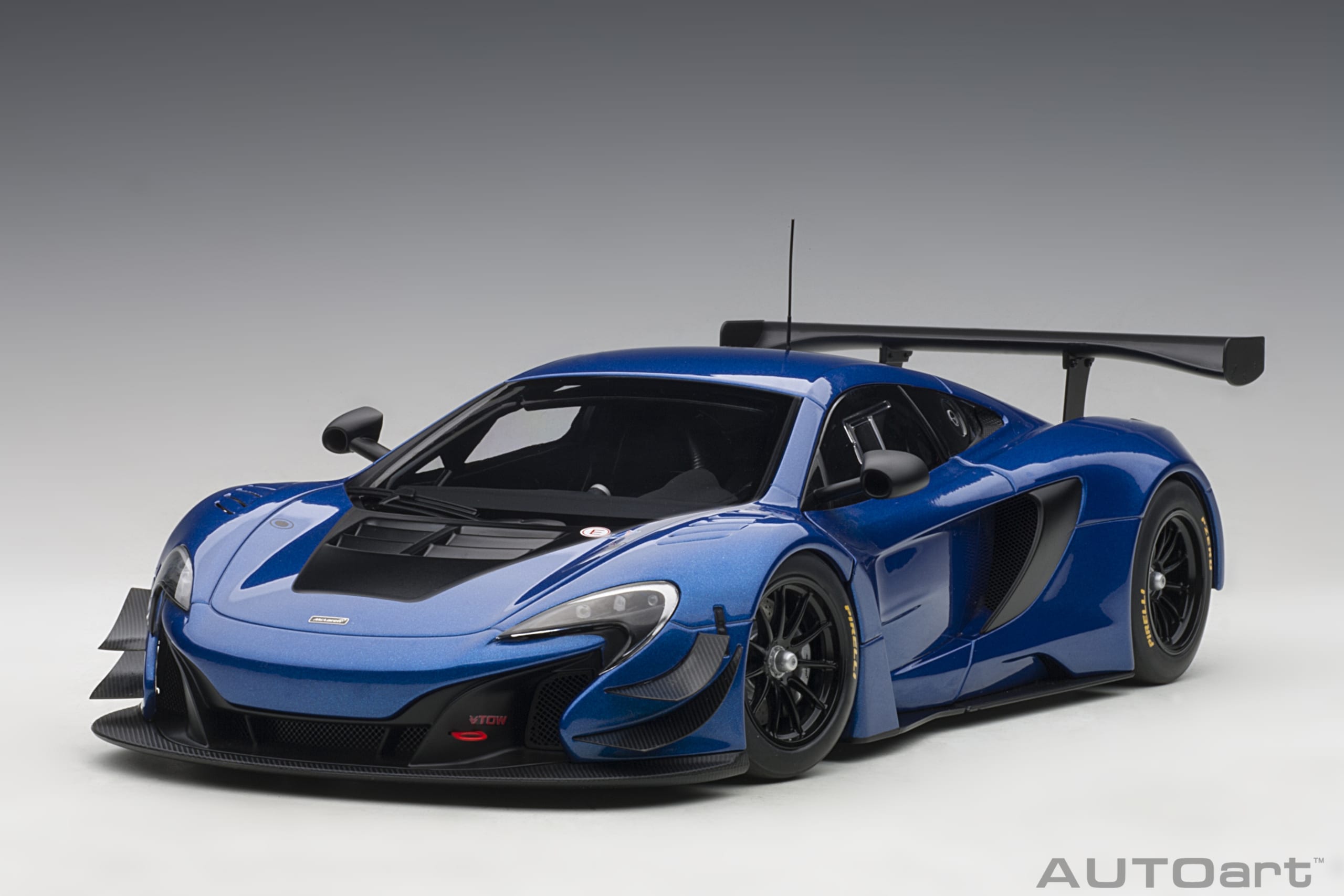AUTOart 1:18 McLaren 650S GT3 Plain Body Version (Blue Metallic) 81641