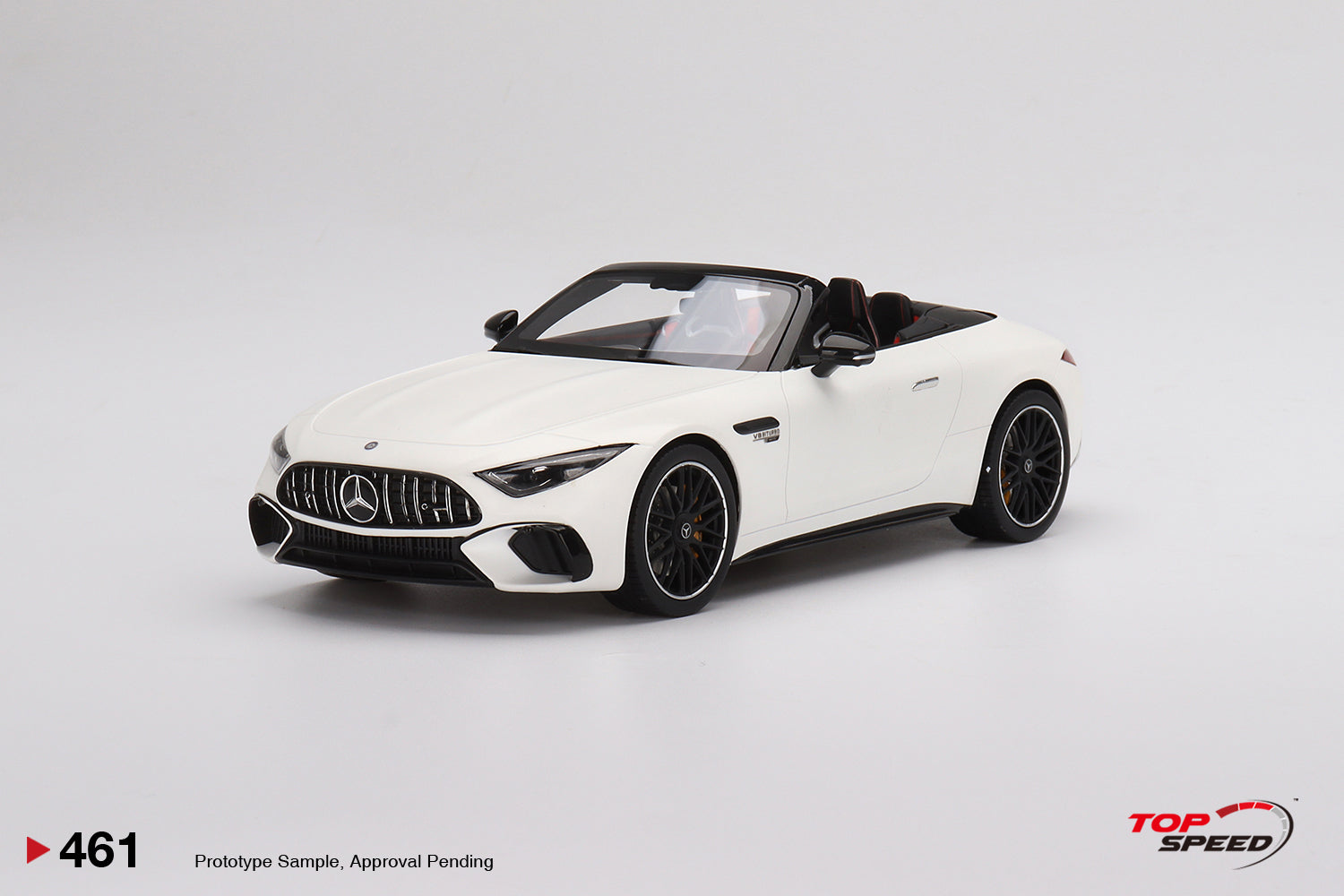 *PREORDER* TopSpeed Models 1:18 Mercedes-AMG SL 63 Roadster Moonlight White Magno