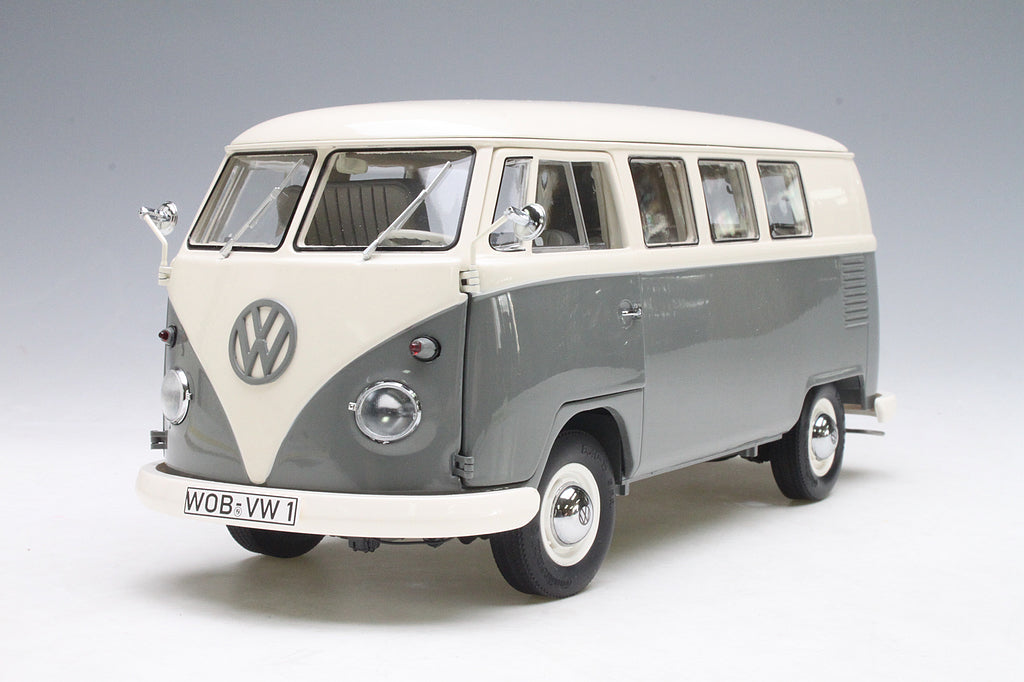 Schuco 1:18 Volkswagen VW T1 Bus Pearl White/Grey 450037500