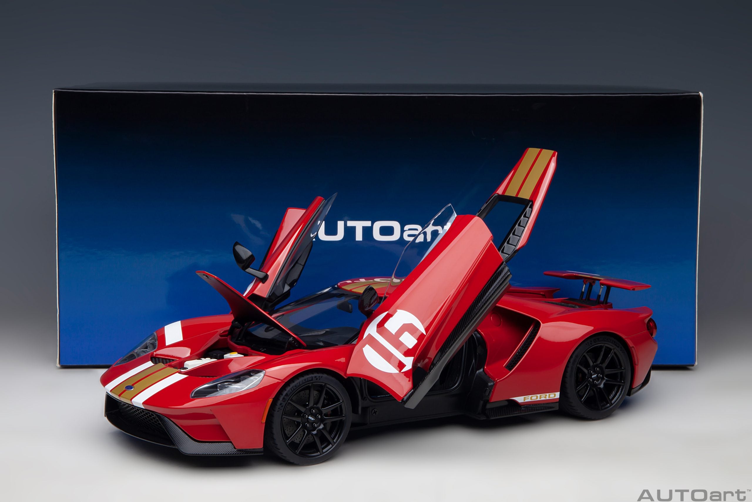 AUTOart 1:18 Ford GT #16 2022 Alan Mann Heritage Edition (Alan Mann Red) 72927