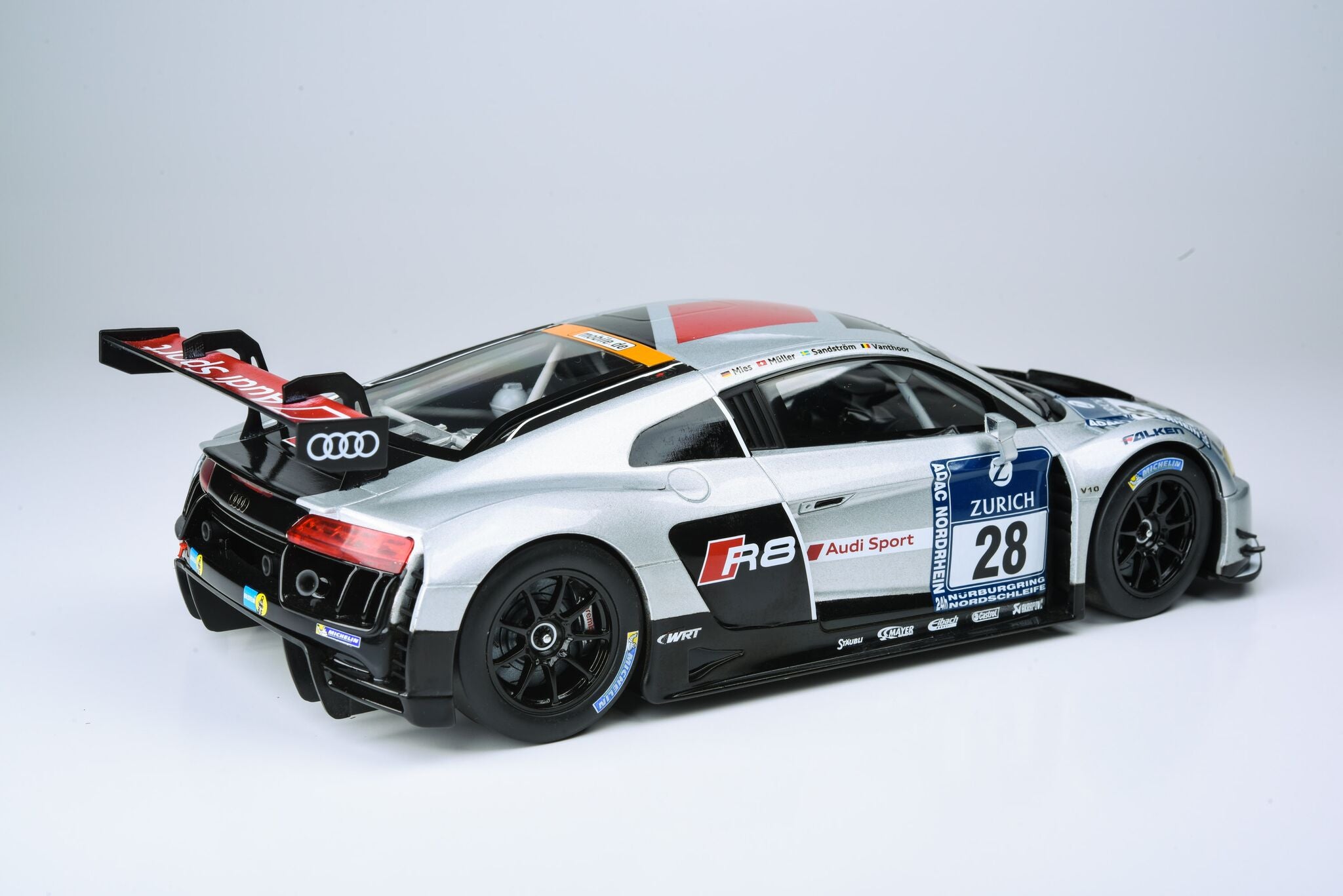 Paragon 1:18 Audi R8 LMS Belgian Audi Club Team WRT #28 - 2015 1st 24 Hours Nurburgring PA-88102