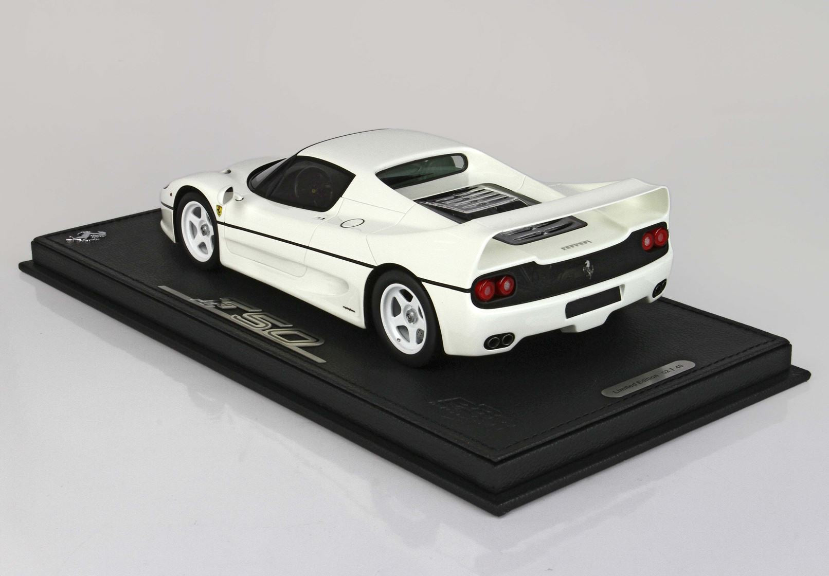 Ferrari F50 coupe - Avus White - 1:18
