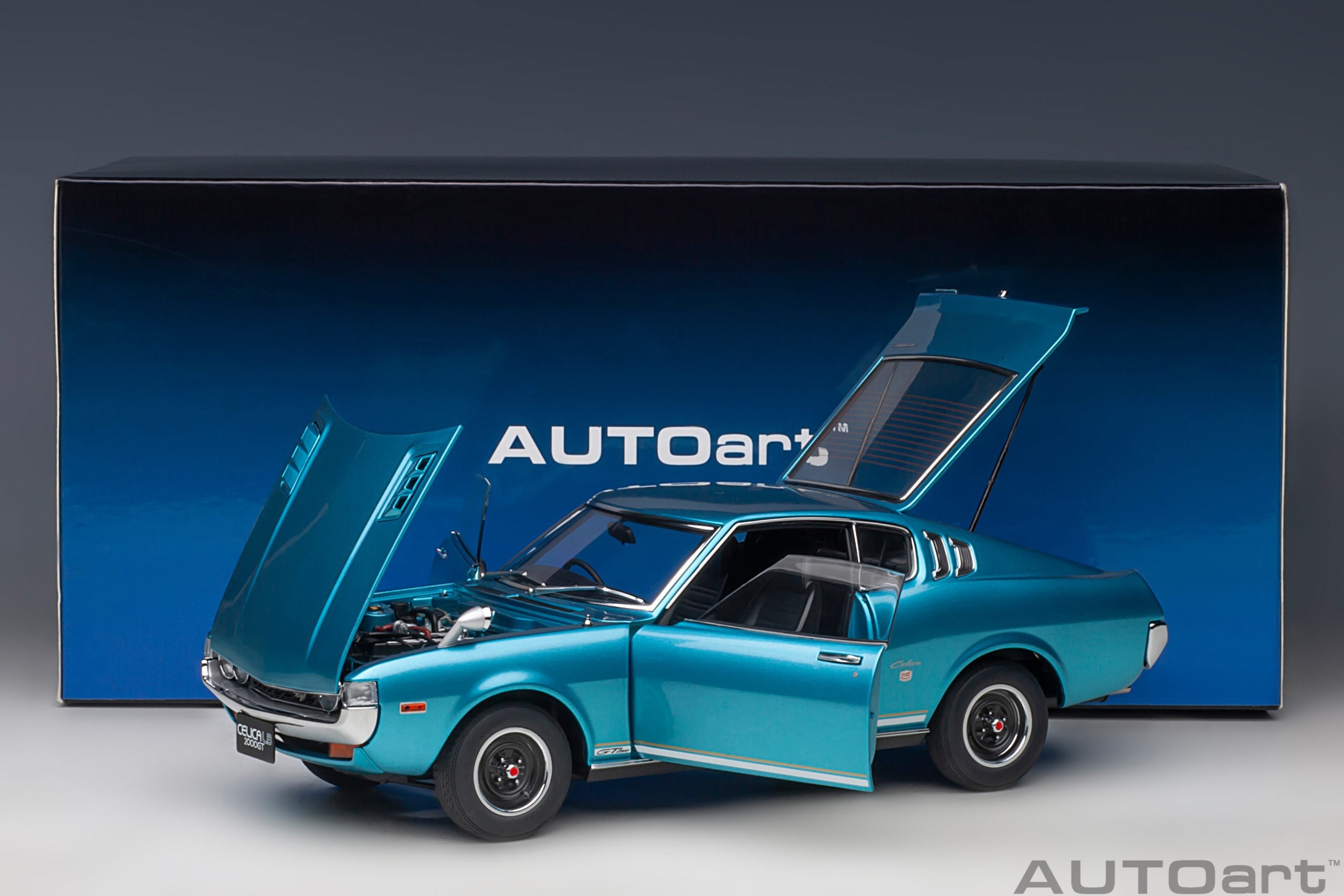 AUTOart 1:18 Toyota Celica Liftback 2000GT (RA25) 1973 (Turquoise Blue Metallic) 78767