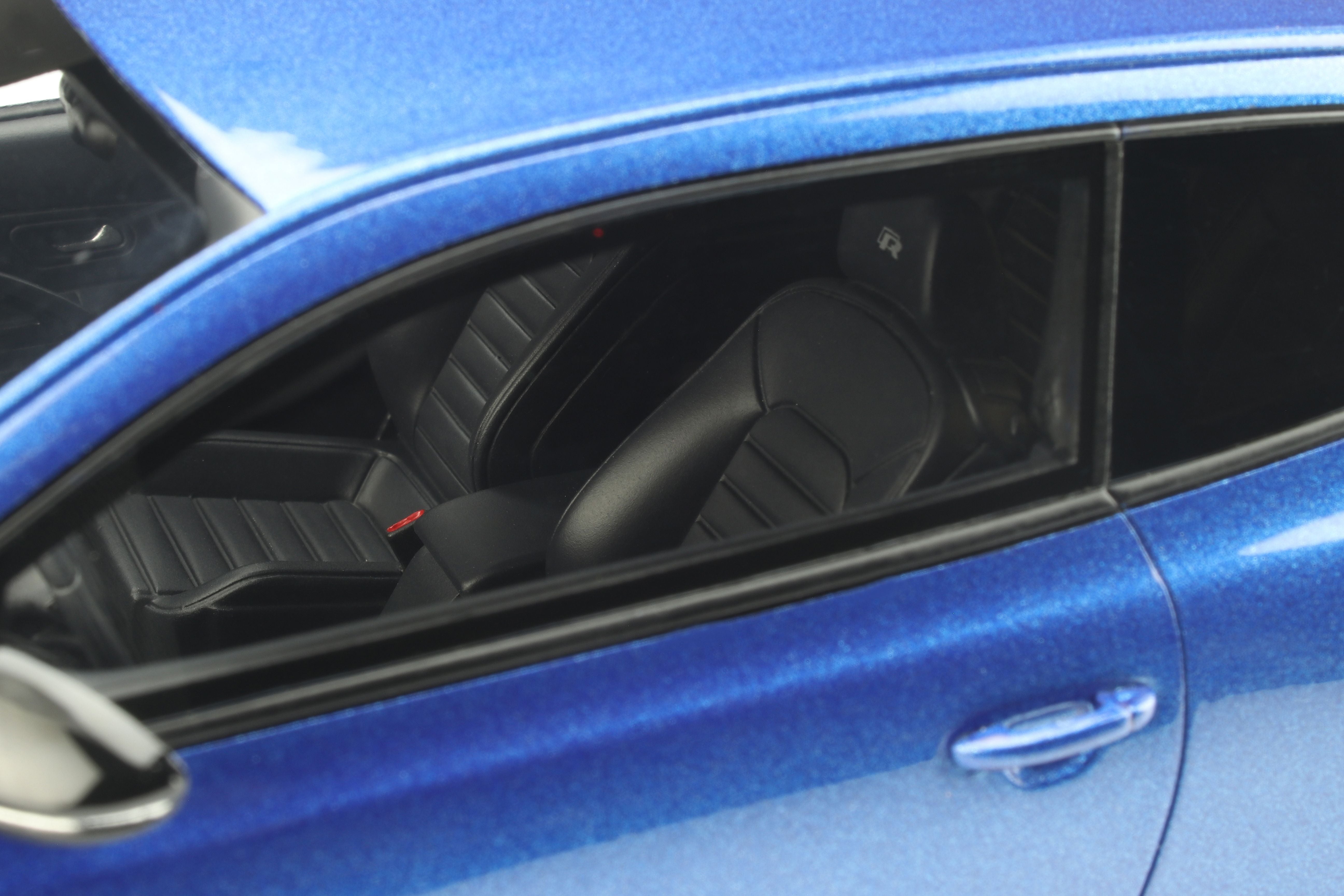 OTTO 1:18 2008 Volkswagen Scirocco 3 Ph.1 R Rising Blue OT390