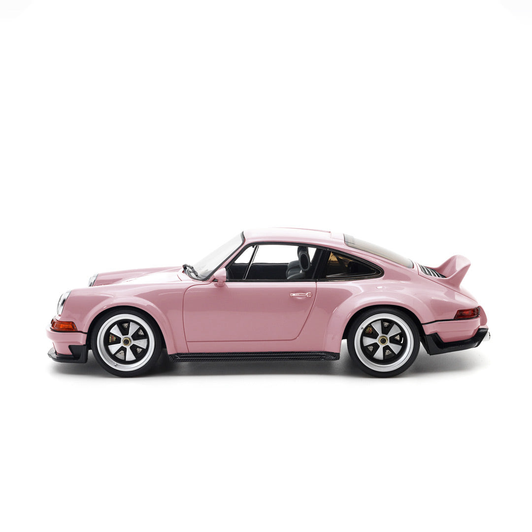 *PREORDER* Pop Race 1/18 Porsche Singer DLS in Pink