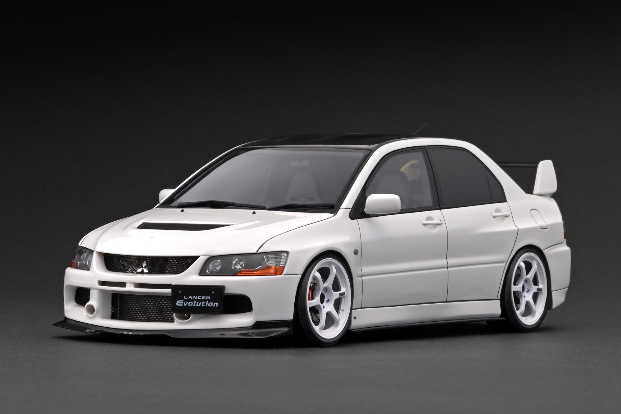 *PREORDER* Ignition Model 1:18 Mitsubishi Lancer Evolution IX (CT9A) in White