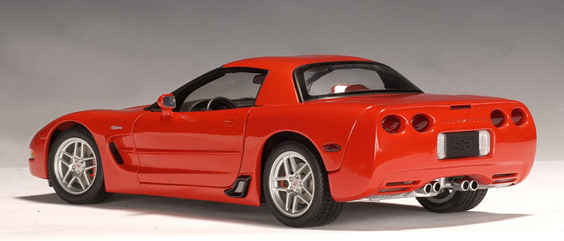 2001 CHEVROLET CORVETTE C5 Z06 COUPE TORCH RED 1:18