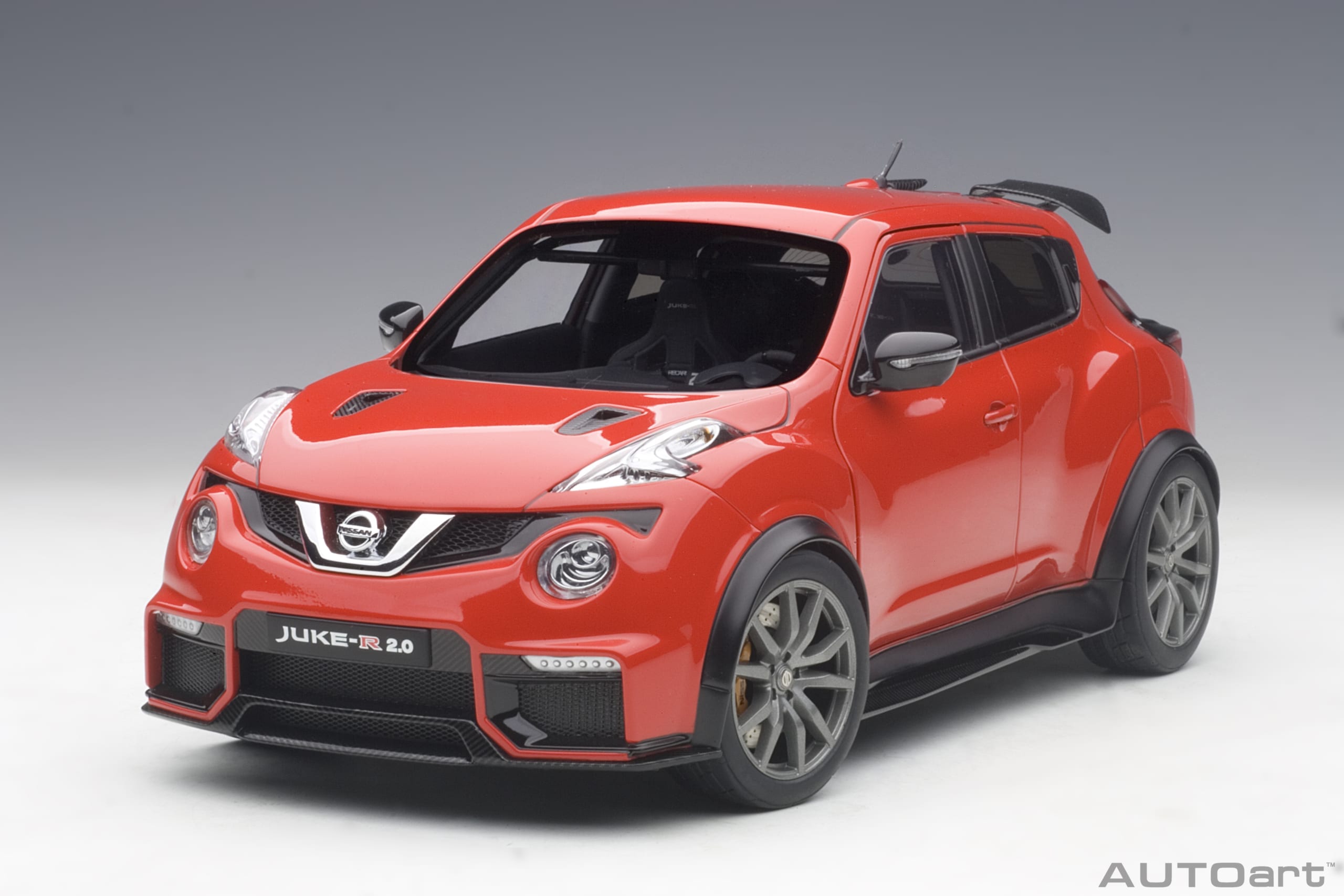 AUTOart 1:18 Nissan Juke-R 2.0 (Red) 77457
