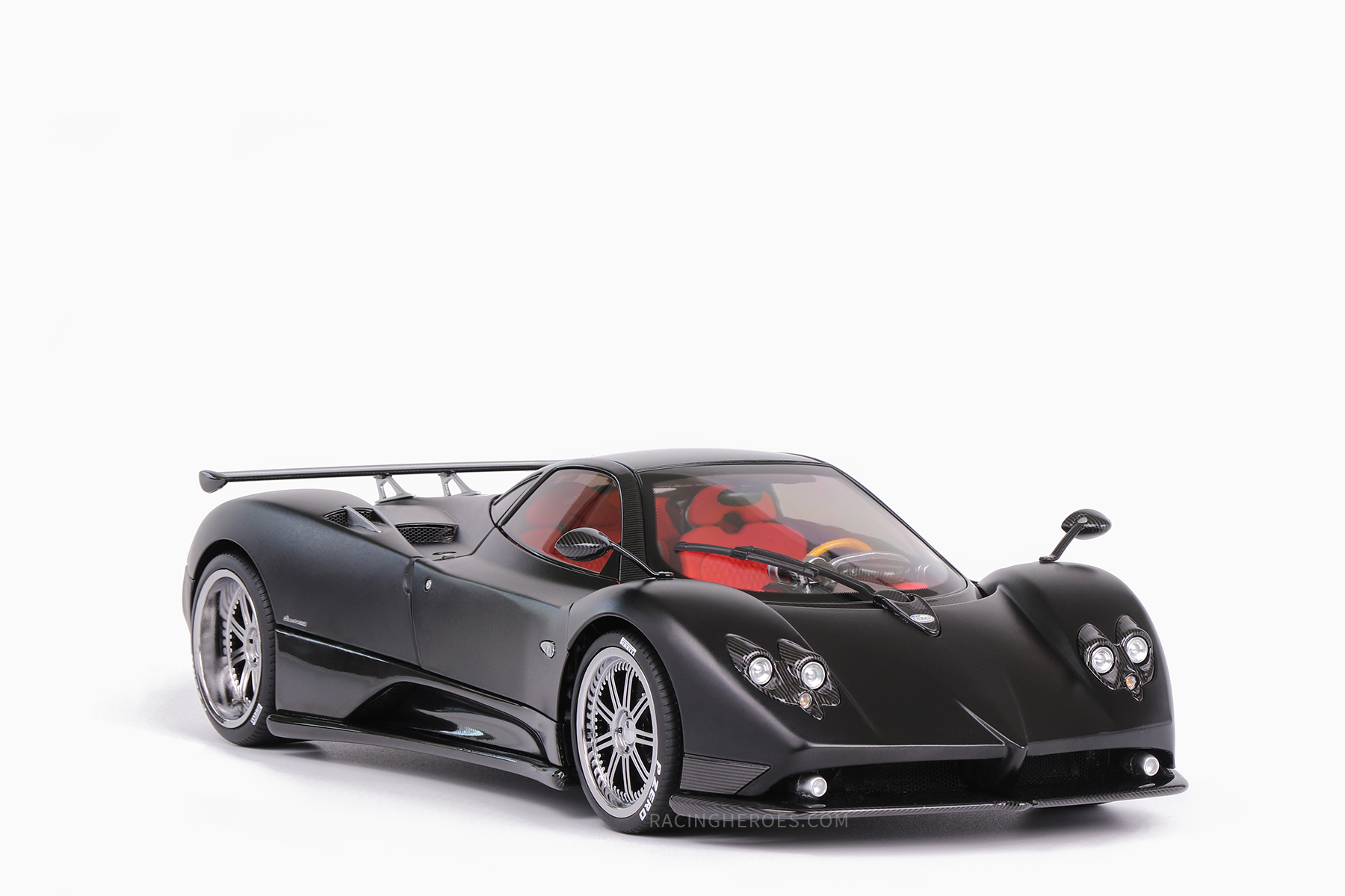 Pagani Zonda F 2005  Matt Black “Limited Edition 500” 1:18 by Almost Real