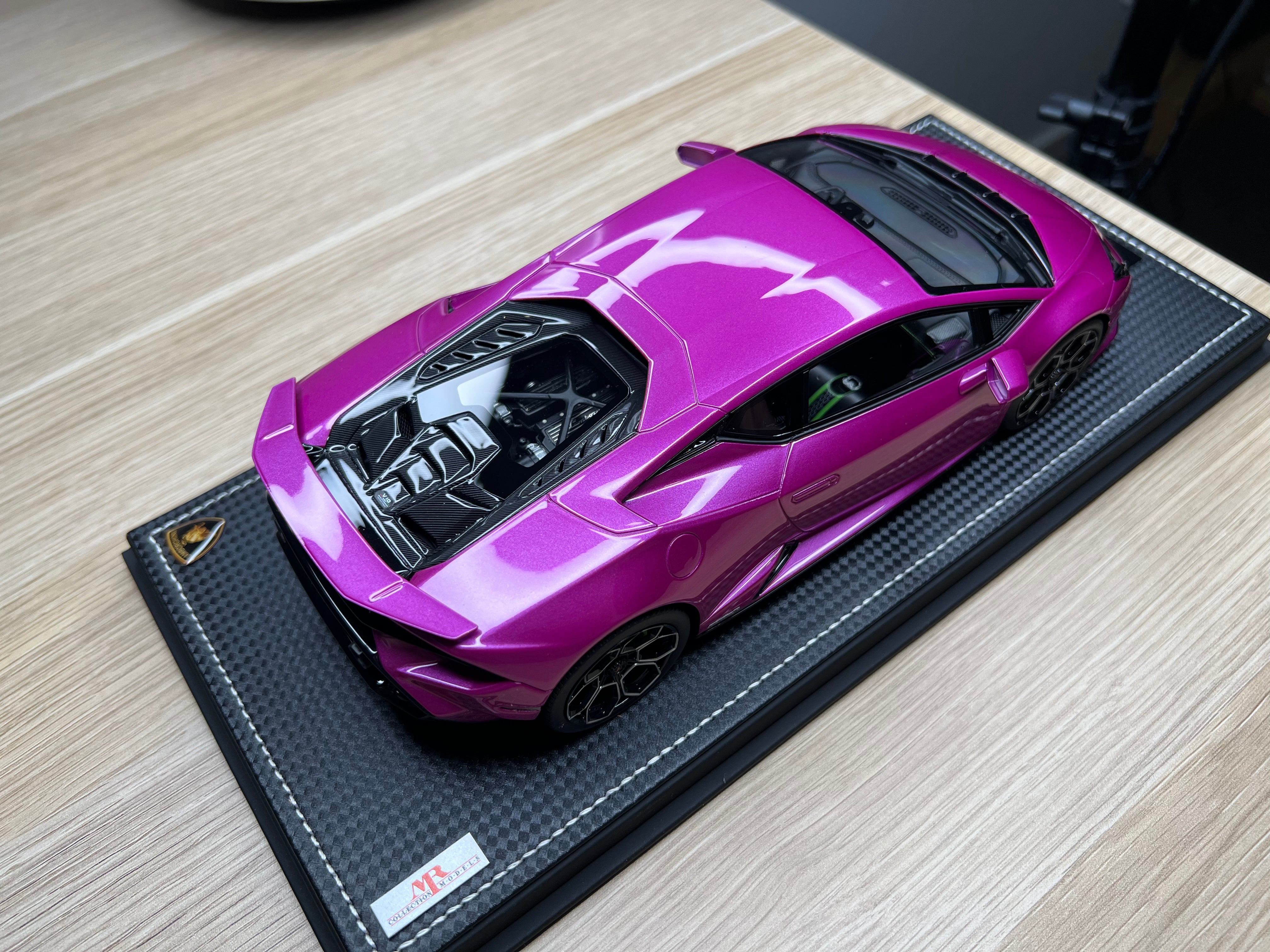 Lamborghini Huracan Tecnica - metallic purple - Limited Edition 1 of 1 - 1:18