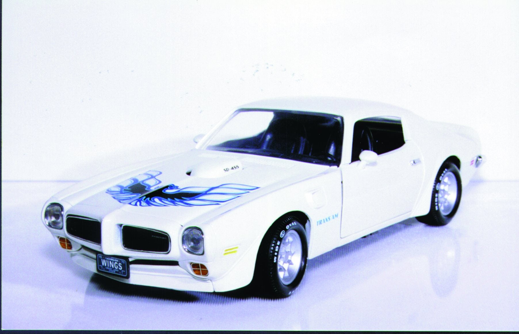 1:18 Ertl Pontiac Firebird '73 Trans Am 455