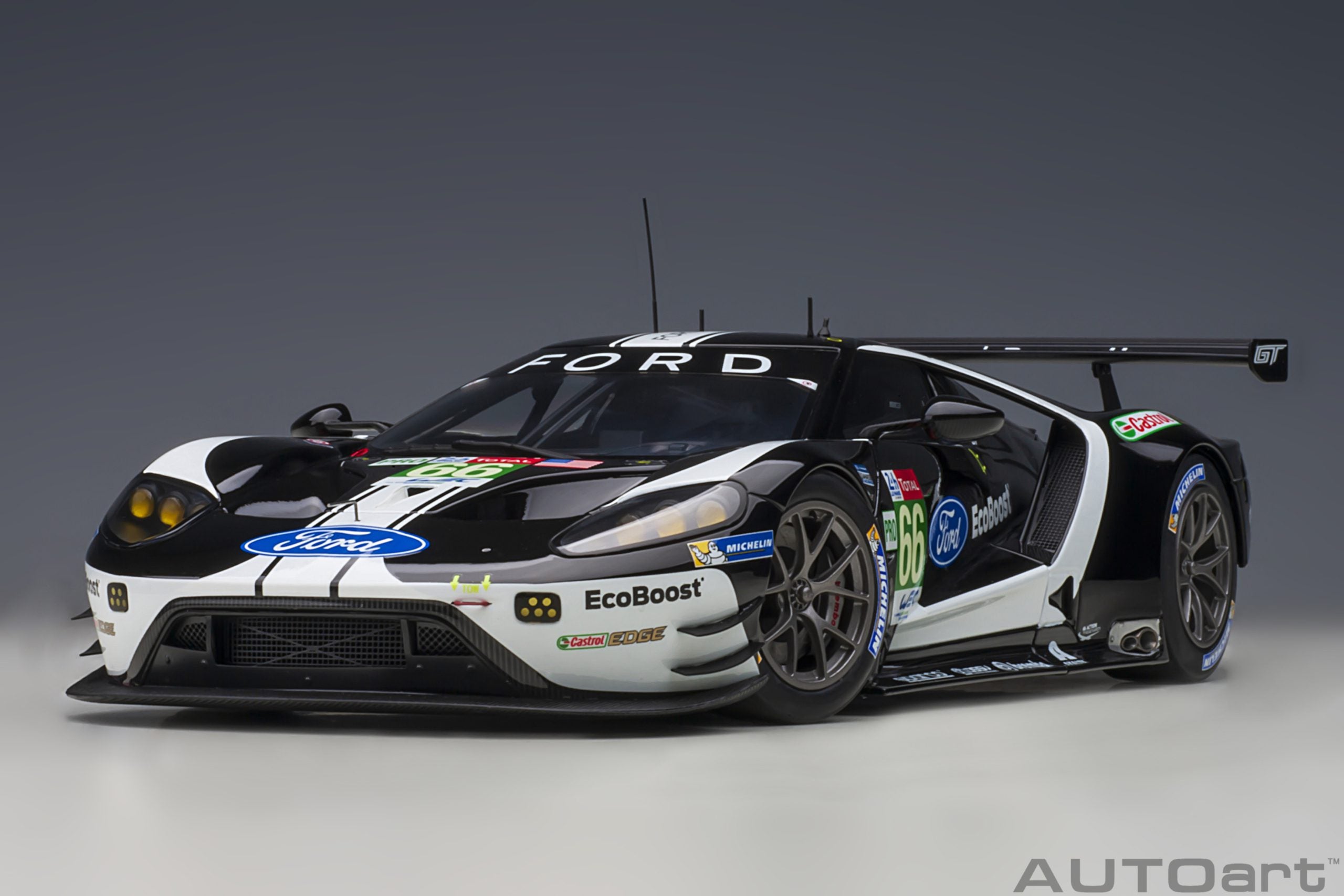 AUTOart 1:18 Ford GT GTE Pro Le Mans 24h 2019 S.Mucke/O.Pla/B.Johnson #66 81910