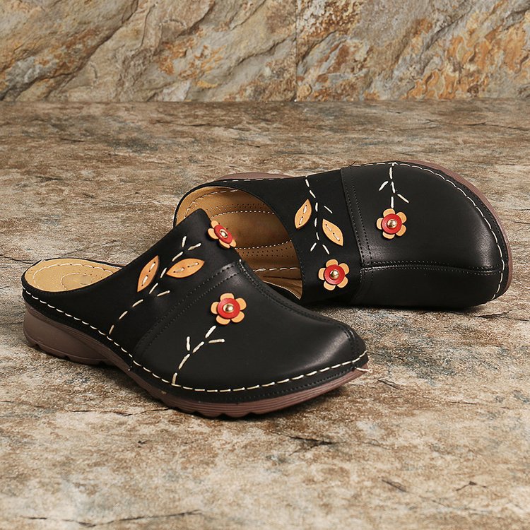 2023 Sandalias de mujer Soft Bottom Retro Baotou Slippers Plus Size