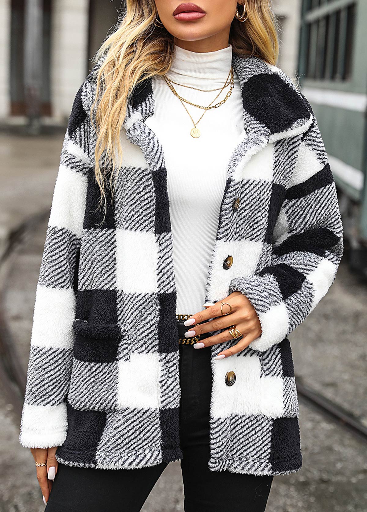 Black Pocket Plaid Long Sleeve Coat