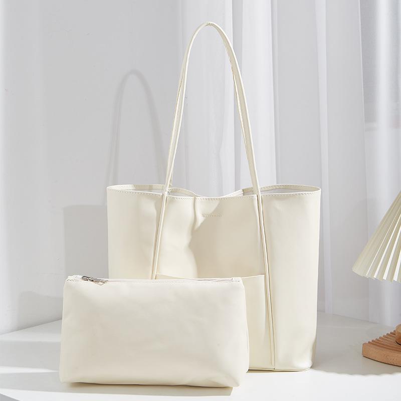 2022 Women's Tote Handbag Fashion Joker Large Capacity Commuter Shoulder Bag