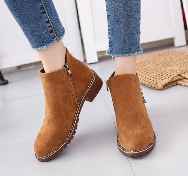 Botines de gamuza con cremallera lateral