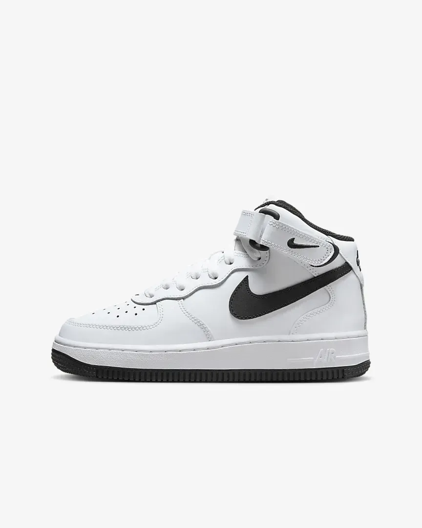 Nike Air Force 1 Mid LE