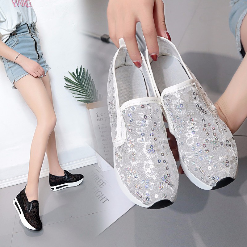 Zapatillas casual de suela blanda de malla