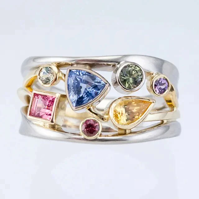 Anillo Vintage de Circonitas Multicolor