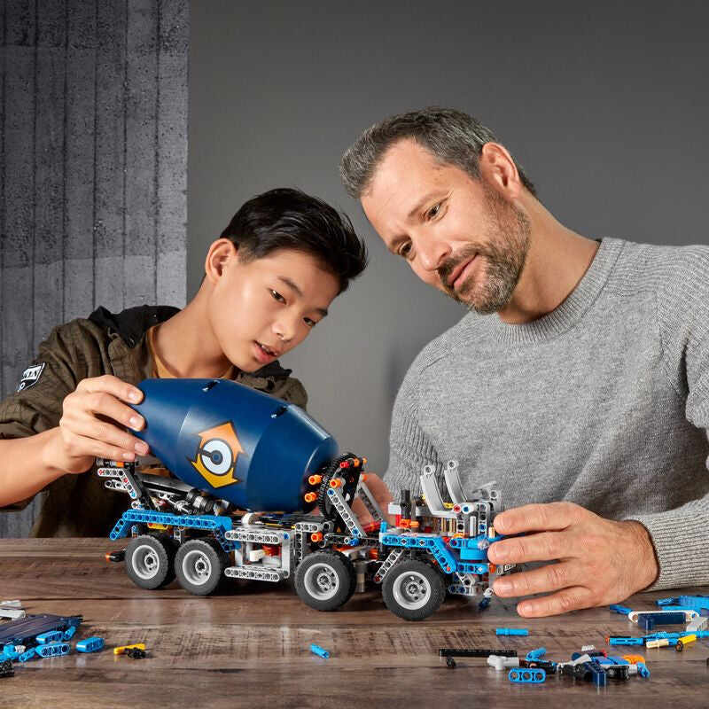 LEGO 42112 TECHNIC CONCRETE MIXER TRUCK
