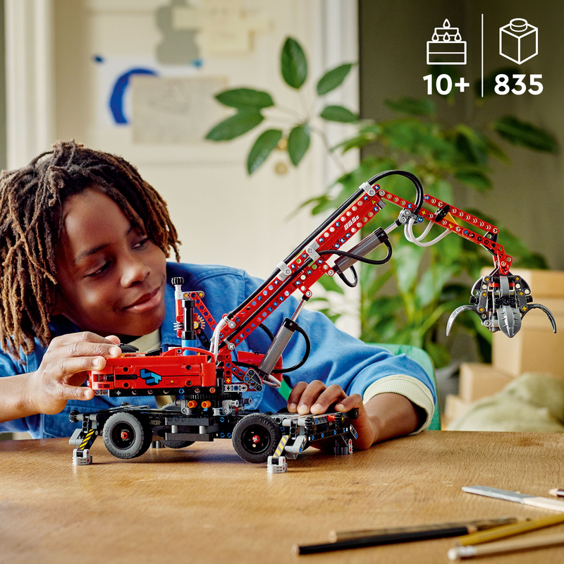 LEGO 42144 TECHNIC MATERIAL HANDLER