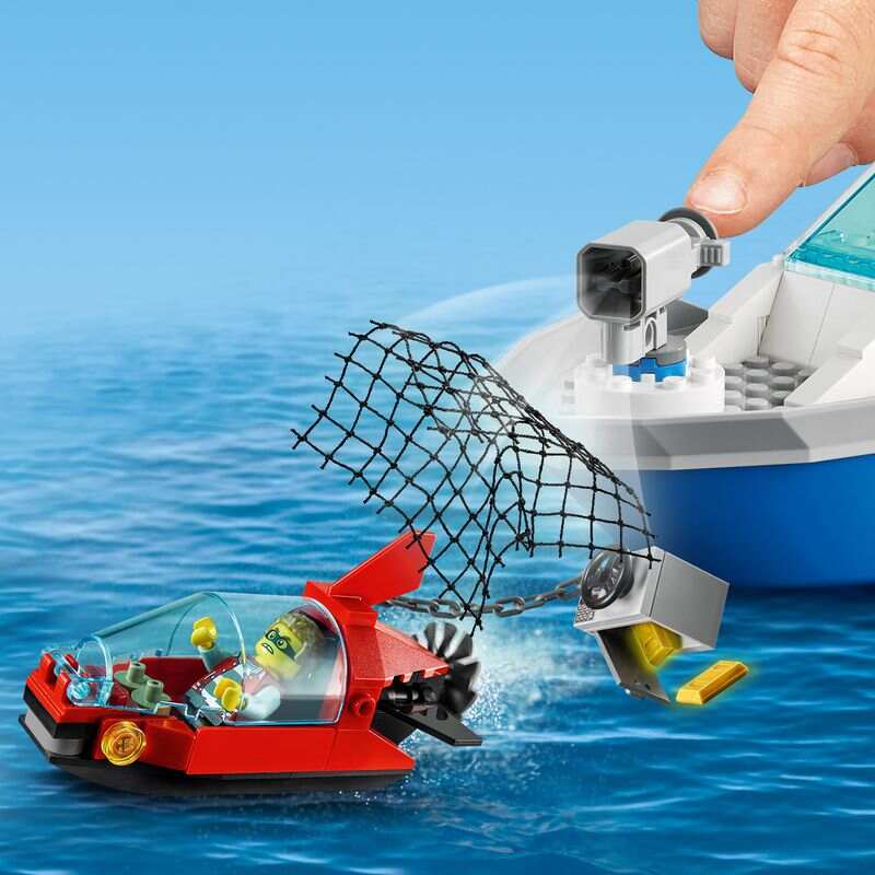 LEGO 60277 CITY POLICE PATROL BOAT