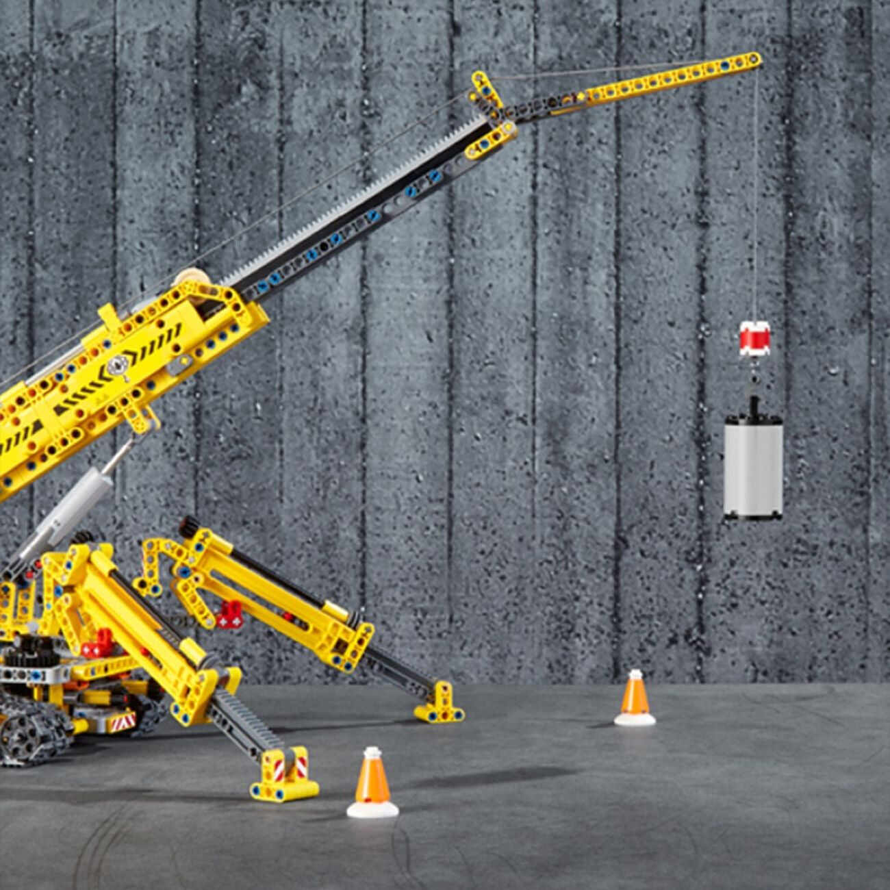 LEGO 42097 TECHNIC COMPACT CRAWLER CRANE