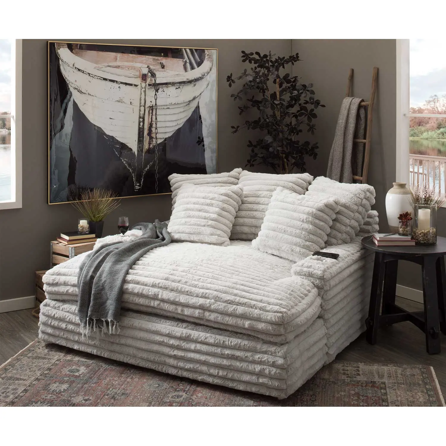 Nestle Chaise Lounge With Dual Cupholders And Charging Ports