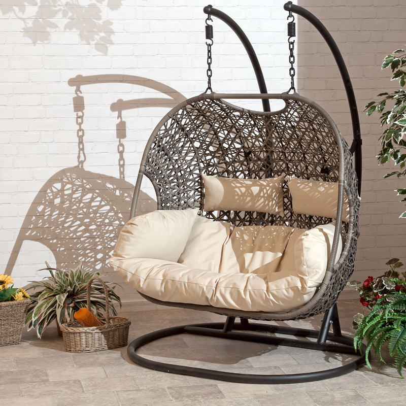 .2023 Patio wicker swing chair.