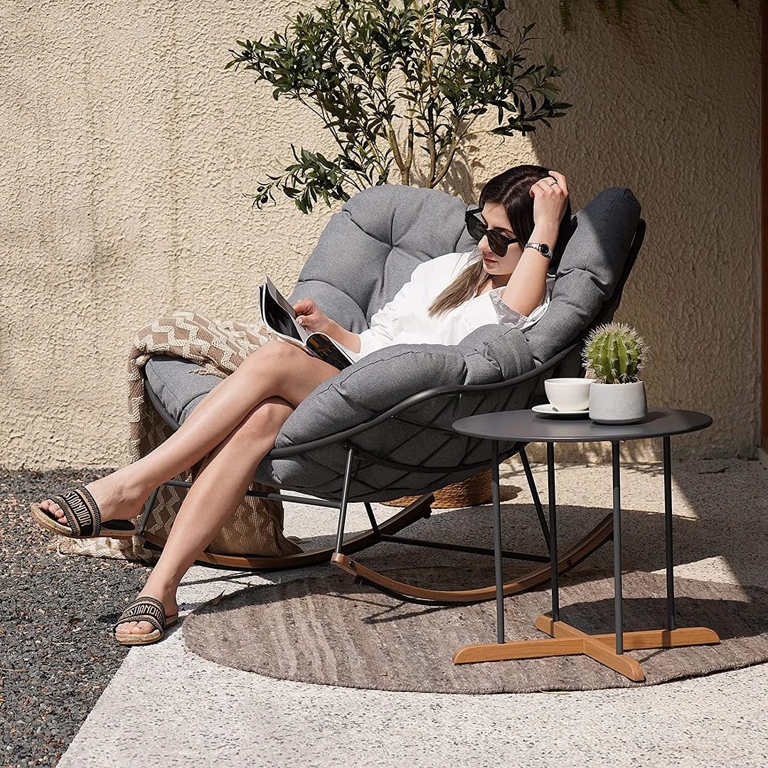 Oferta de liquidación - Silla mecedora (con cojín)